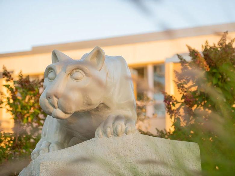 Lion shrine statue